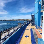 Botel Yacht Oceanis Clipper